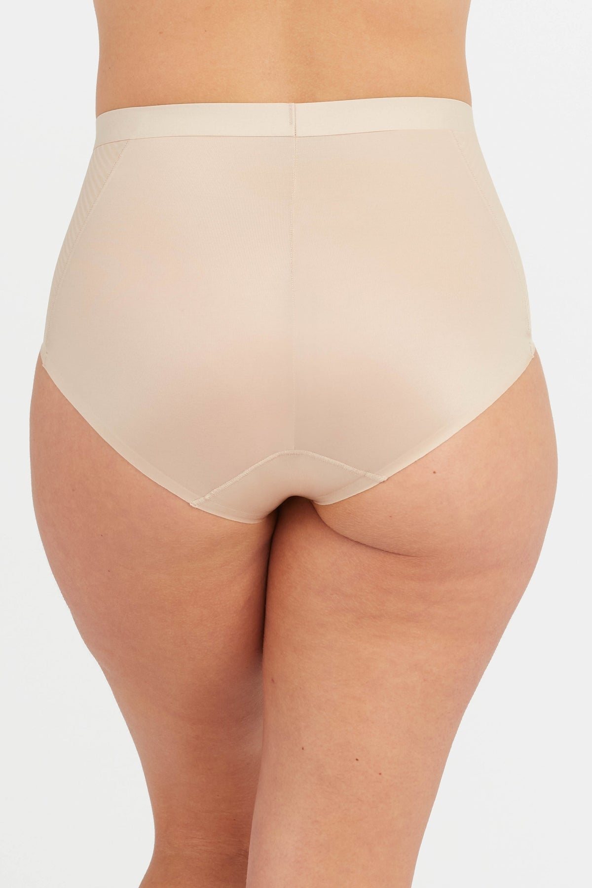 Thinstincts® 2.0 Invisible Brief | Black, Champagne