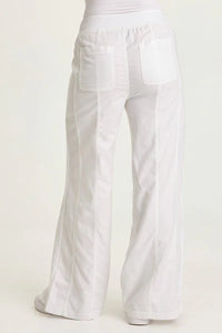 Geraldine Pant | White