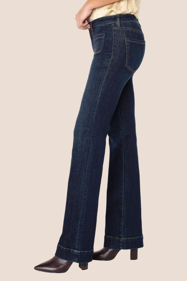Lucy Bootcut with Vitange Pocket [Petite] | Eastmoor