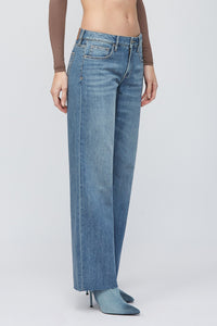 Logan Mid-Rise Dad Jean | Medium Blue